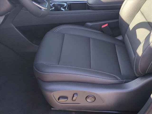 New 2026 Chevrolet Traverse LT w/ Driver Confidence Package image 4