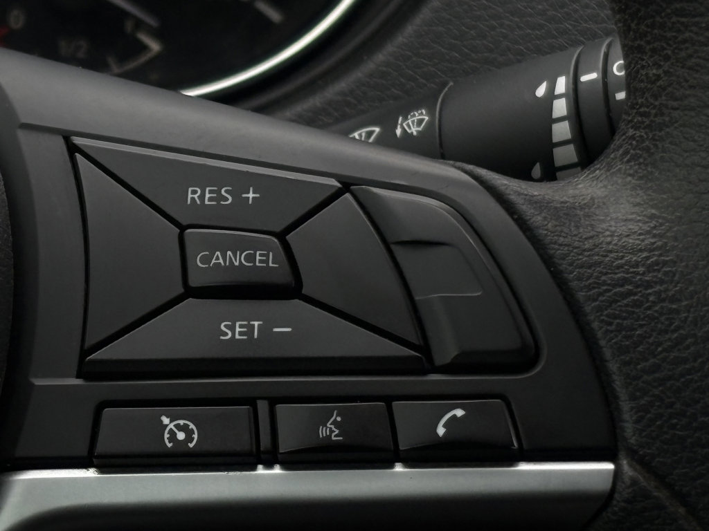 Used 2021 Nissan Rogue Sport S FWD image 9