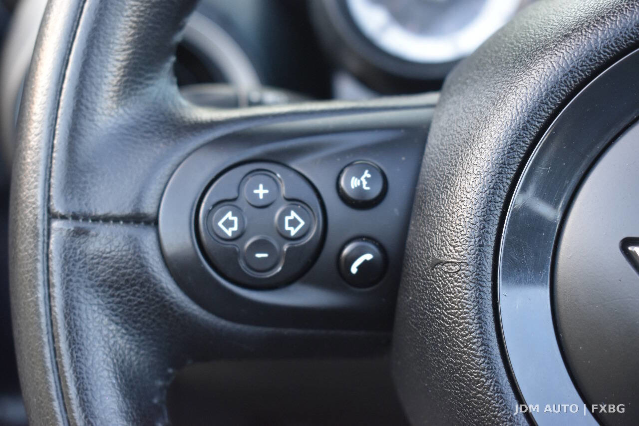 Used 2012 MINI Cooper S FWD image 15