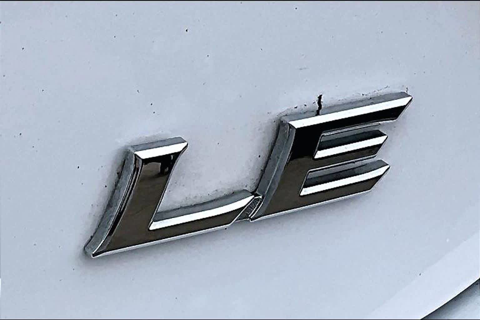 Used 2026 Toyota Camry LE FWD image 10
