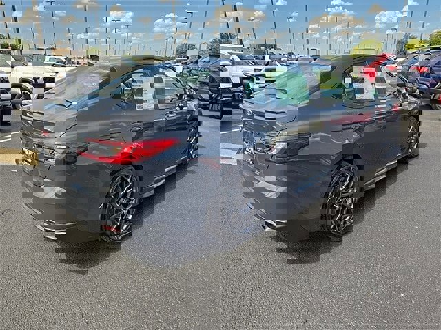 New 2025 Toyota Camry SE image 3