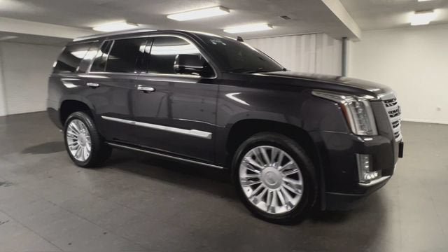 Certified 2018 Cadillac Escalade Platinum AWD/4WD image 2