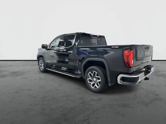 Used 2023 GMC Sierra 1500 SLT AWD/4WD image 9