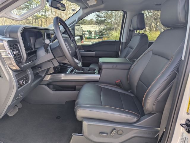 New 2026 Ford F250 Lariat w/ Black Appearance Package image 20