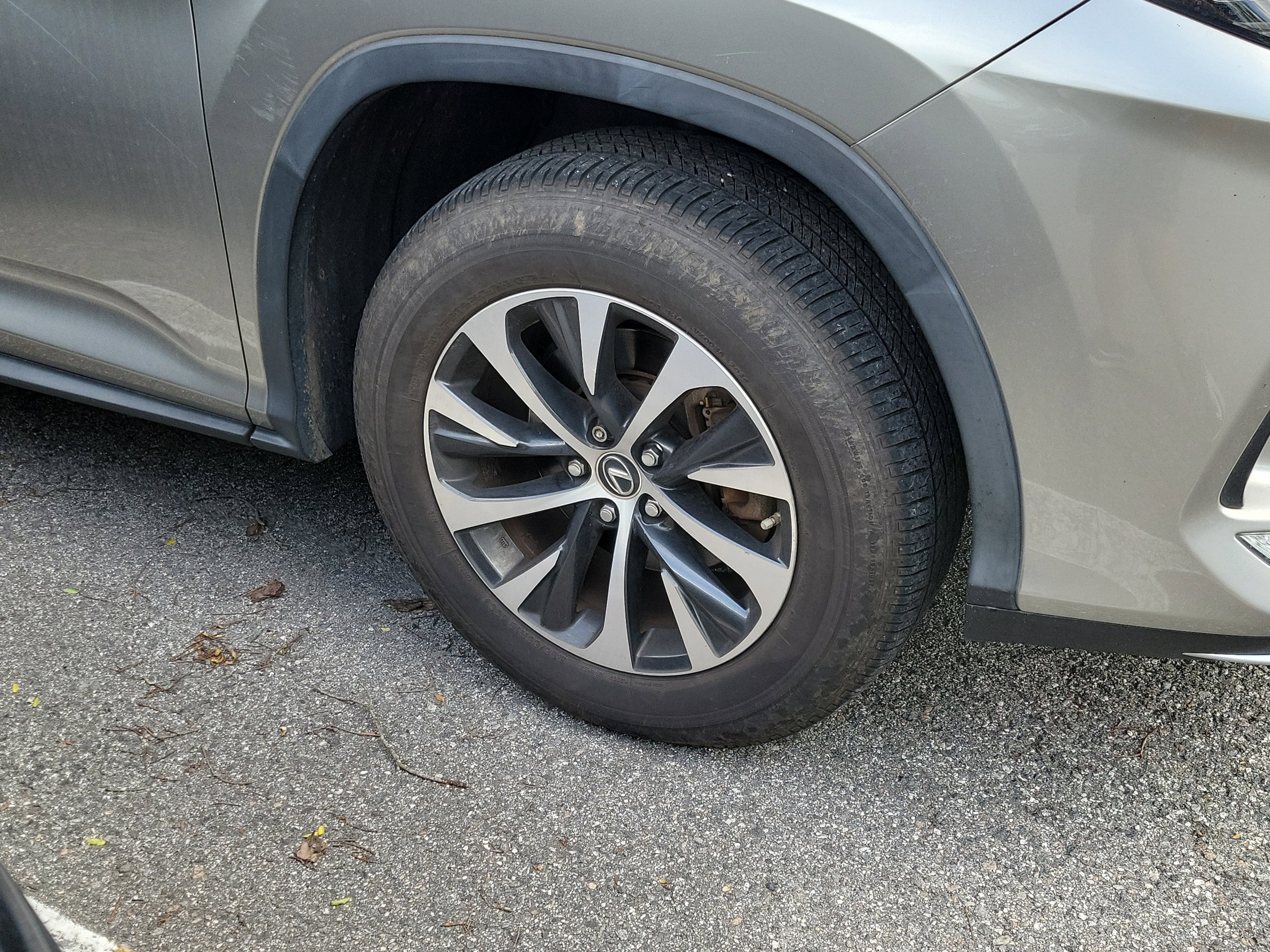 Used 2021 Lexus RX 450hL AWD w/ Premium Package image 9