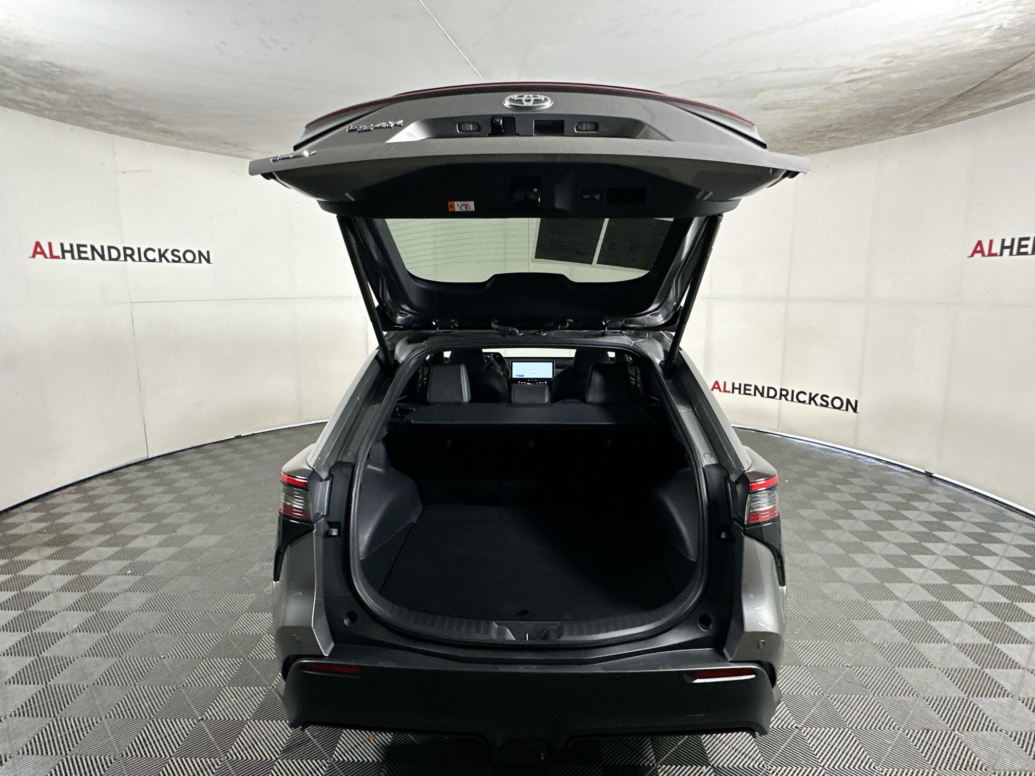 Used 2024 Toyota bZ4X XLE image 31