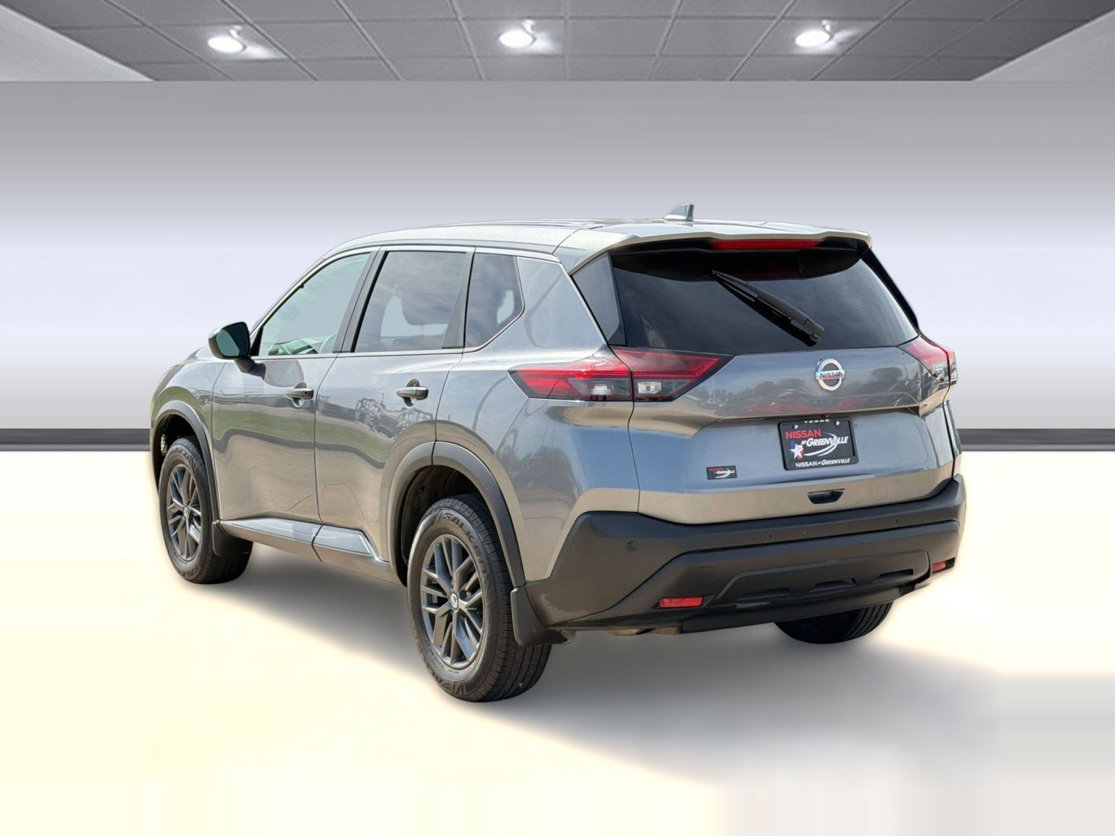 Used 2021 Nissan Rogue S image 3
