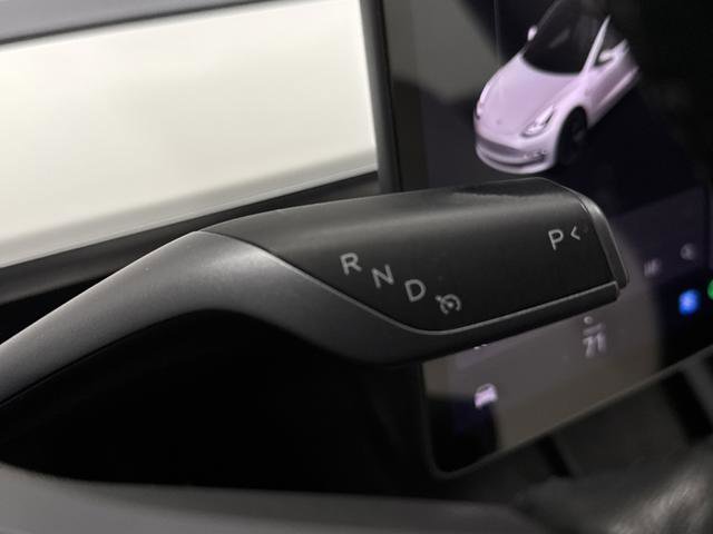 Used 2021 Tesla Model 3 Standard Range Plus image 22