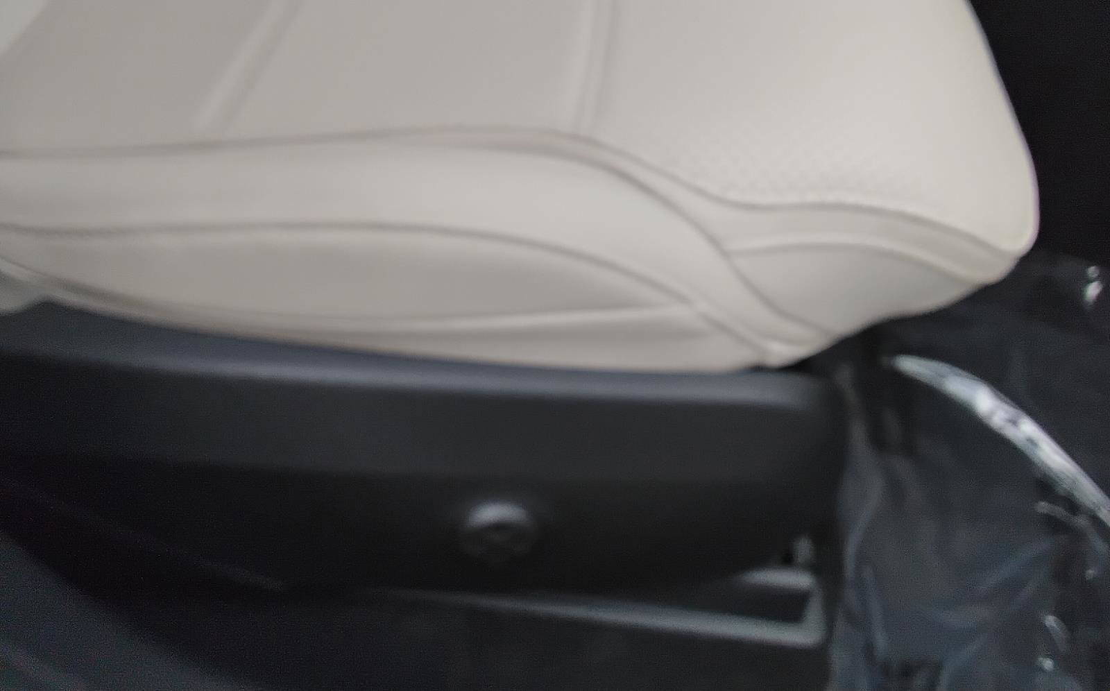 Used 2025 Mercedes-Benz GLC 300 GLC 300 image 26