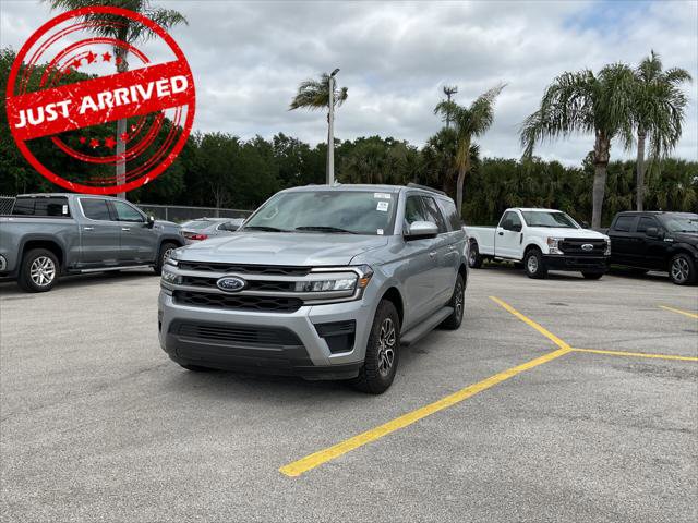 Used 2024 Ford Expedition Max XLT RWD image 1