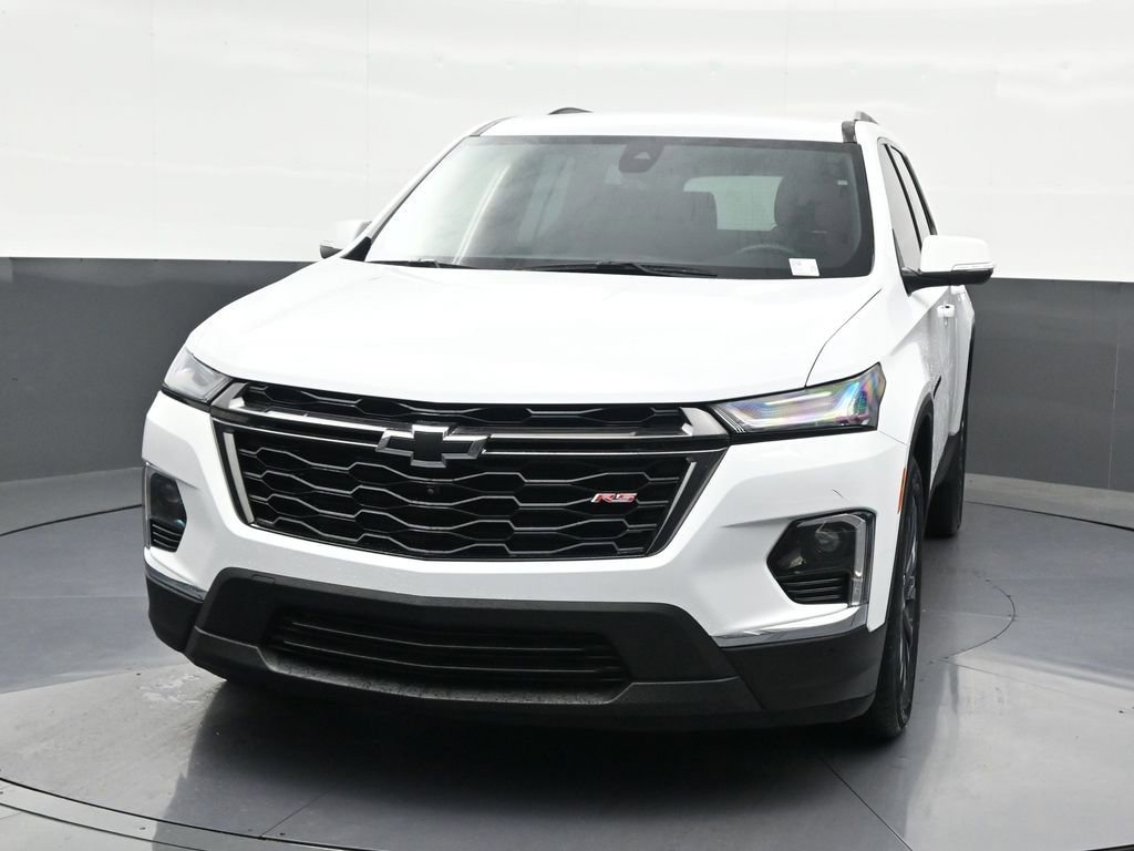 Used 2023 Chevrolet Traverse RS FWD image 9