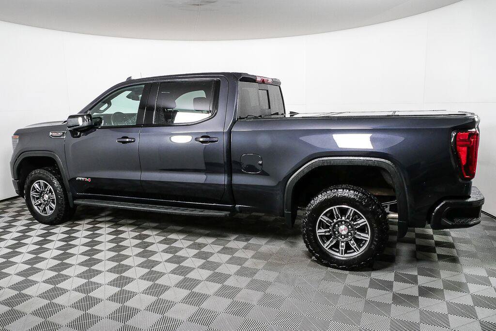 Used 2024 GMC Sierra 1500 AT4 w/ Technology Package AWD/4WD image 2