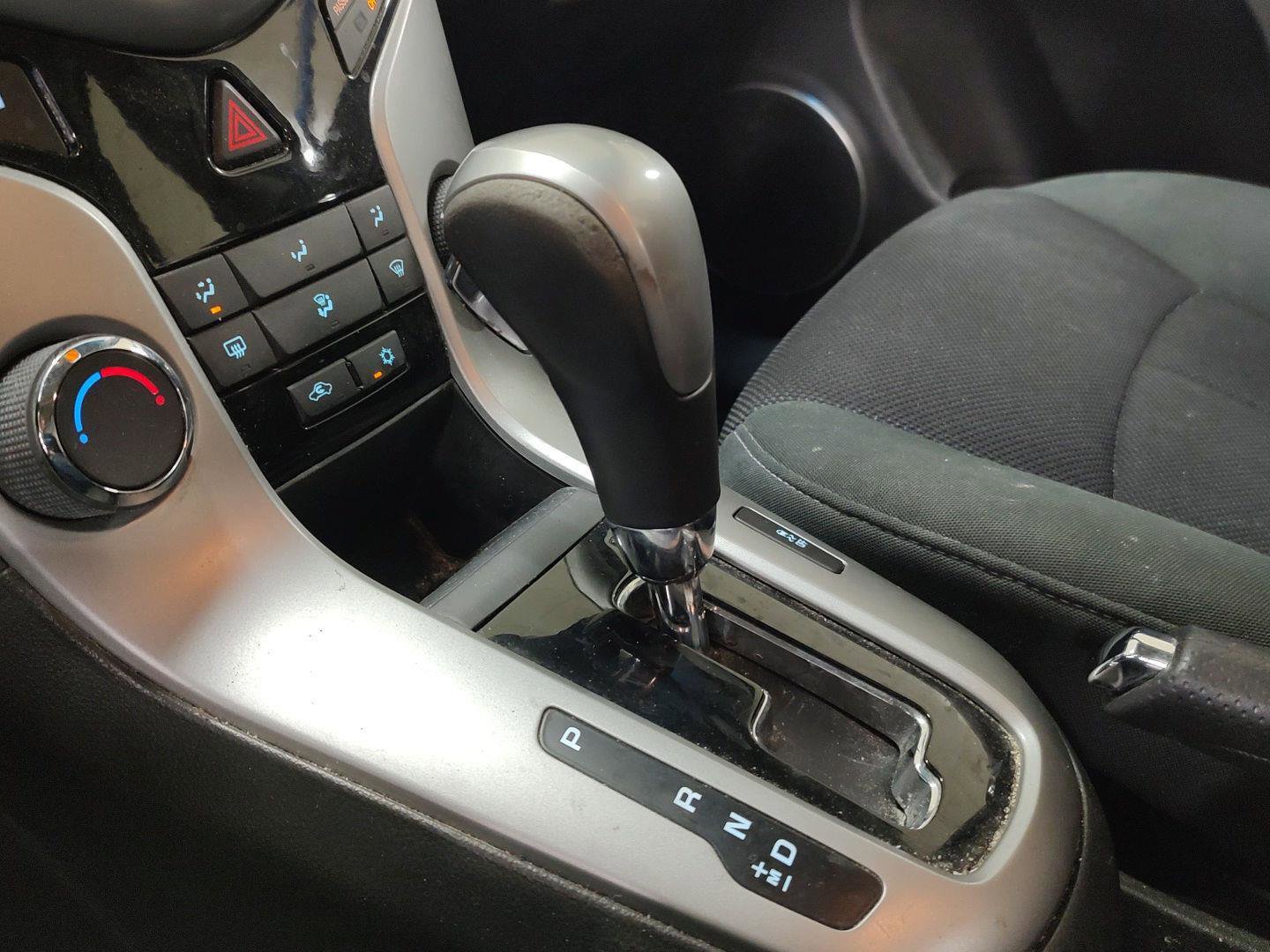 Used 2011 Chevrolet Cruze LT w/ RS Package FWD image 7