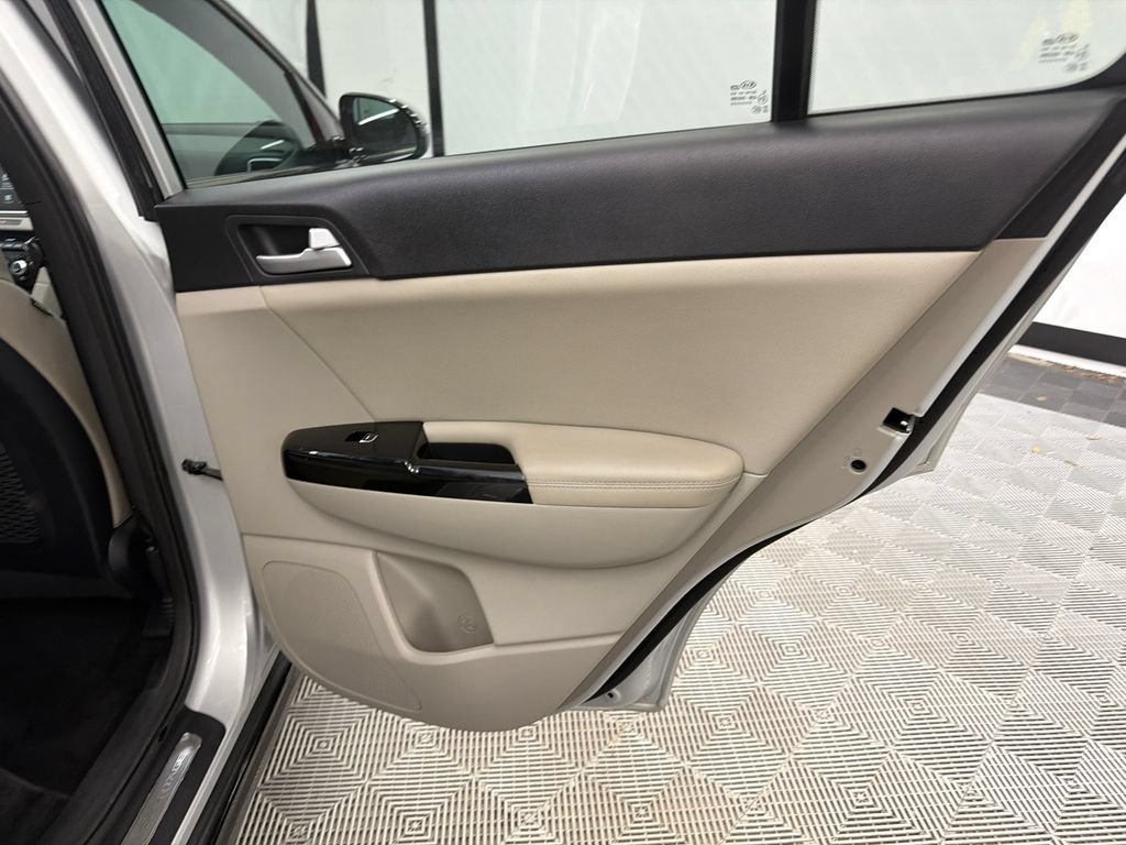 Used 2022 Kia Sportage Nightfall Edition w/ Nightfall Fwd Premium Package image 17