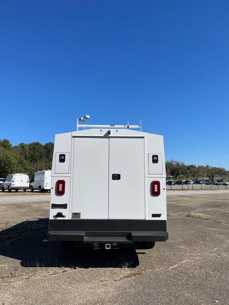 New 2025 Ford E-350 and Econoline 350 Super Duty w/ Power Equipment Group image 4