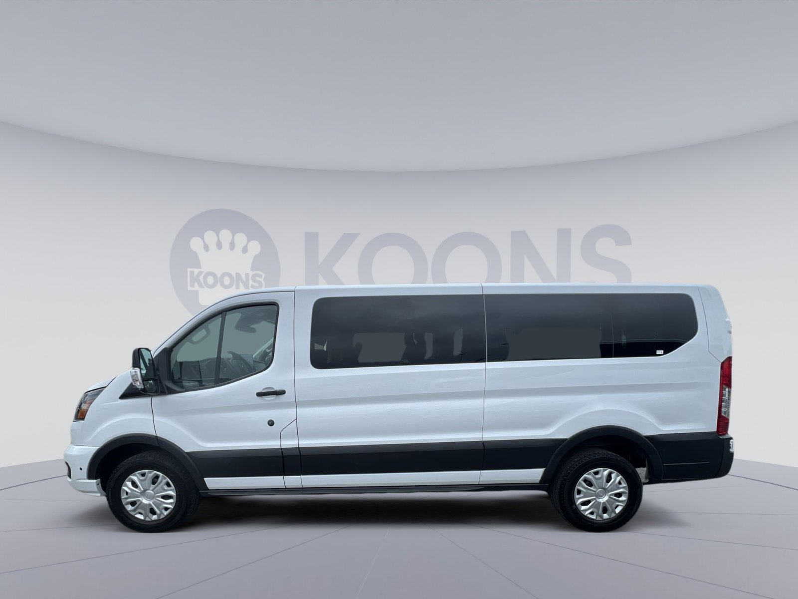 Certified 2025 Ford Transit 350 XLT RWD image 7