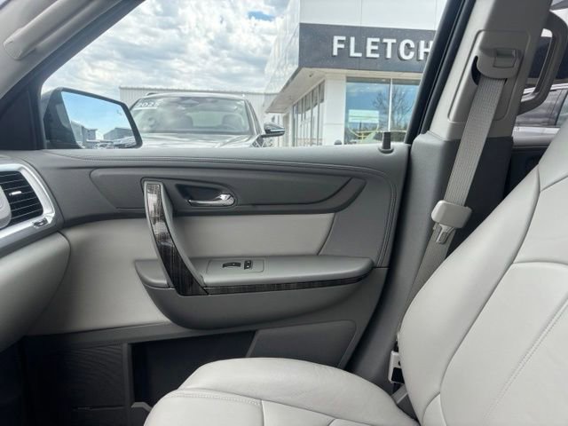 Used 2017 GMC Acadia Limited SLT AWD/4WD image 12