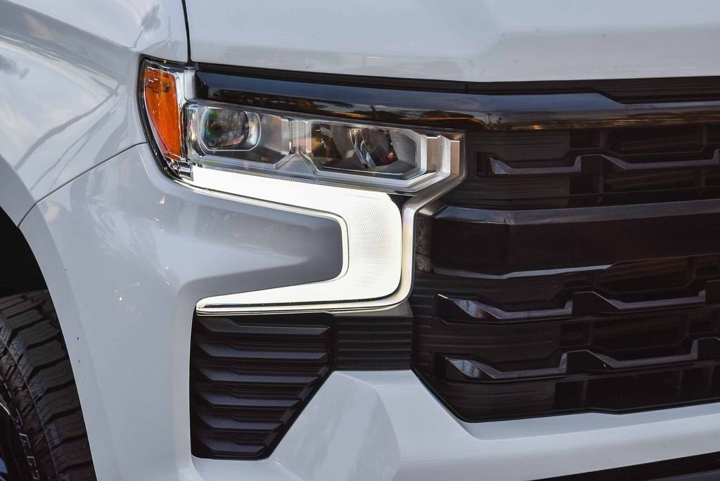 Used 2024 Chevrolet Silverado 1500 LT Trail Boss w/ Protection Package image 8