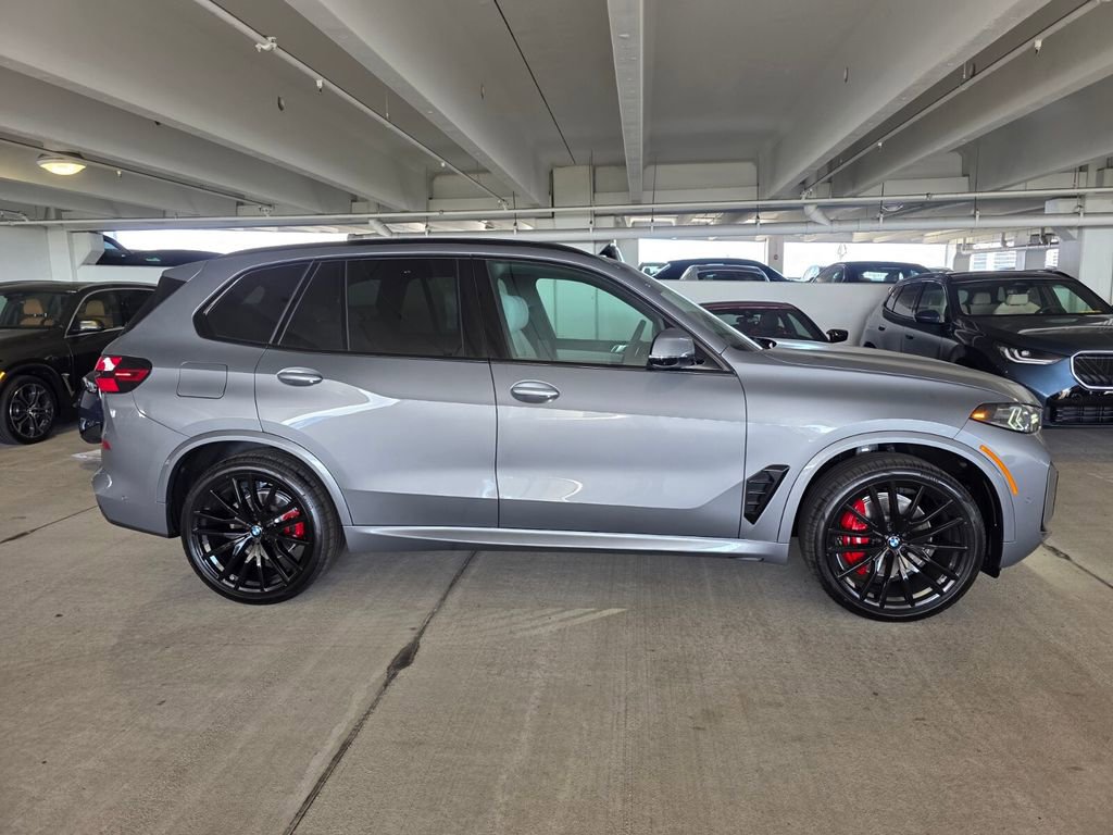 New 2026 BMW X5 xDrive40i AWD/4WD image 3