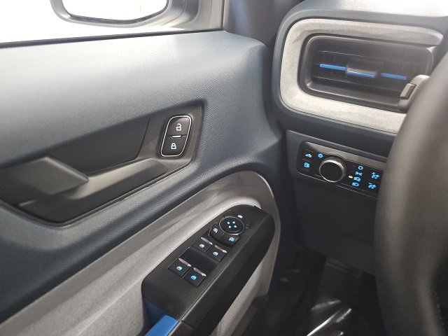 New 2025 Ford Maverick XLT w/ XLT Luxury Package image 25