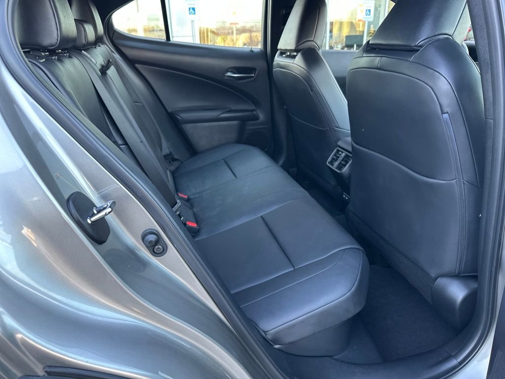 Used 2021 Lexus UX 250h image 15