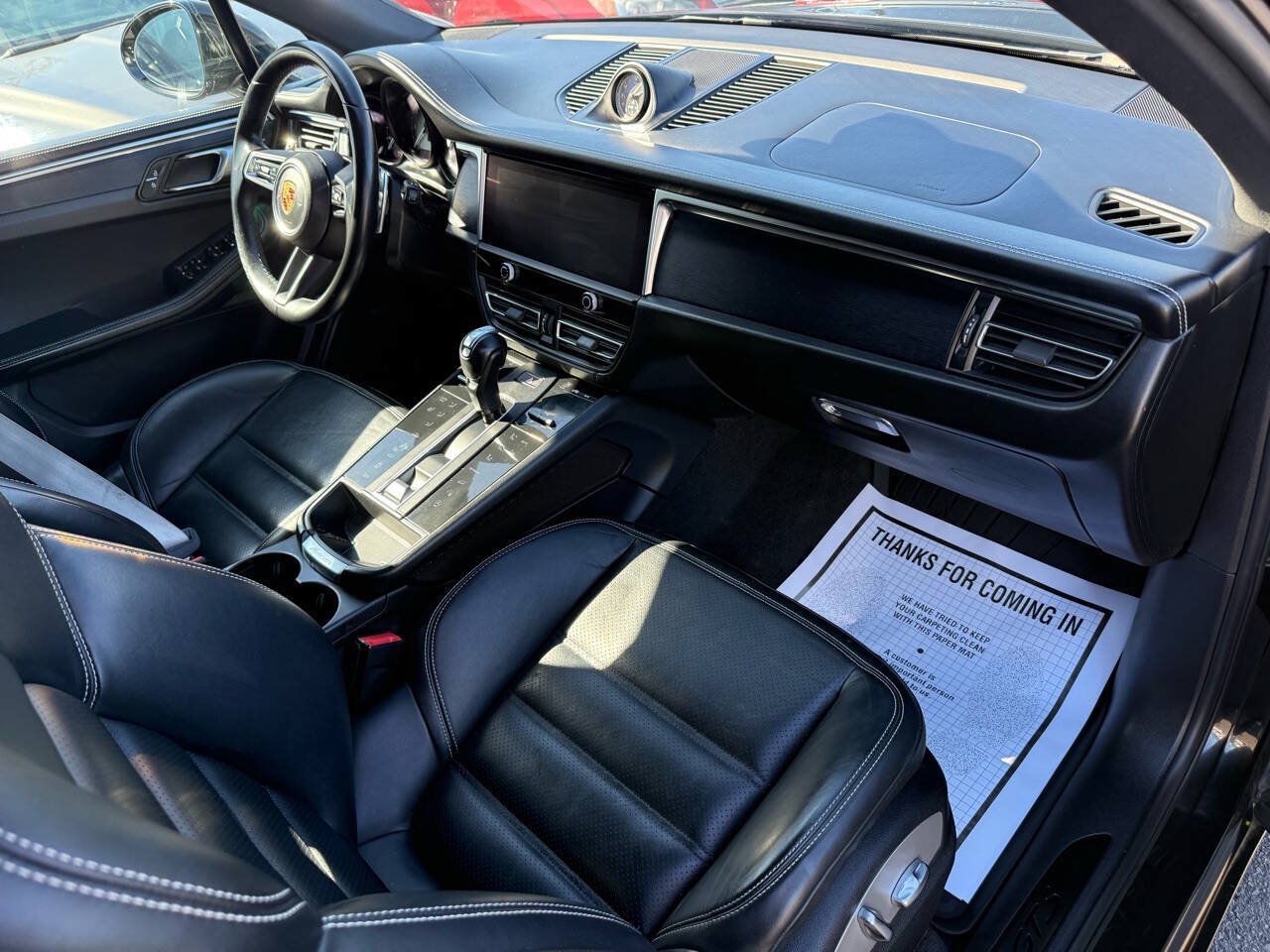 Used 2022 Porsche Macan GTS AWD/4WD image 38