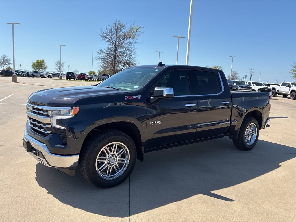 Used 2023 Chevrolet Silverado 1500 LTZ image 1