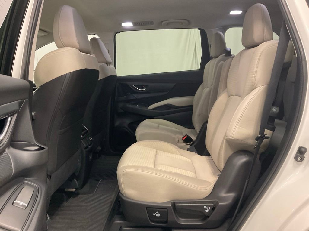 Used 2025 Subaru Ascent Premium AWD/4WD image 33
