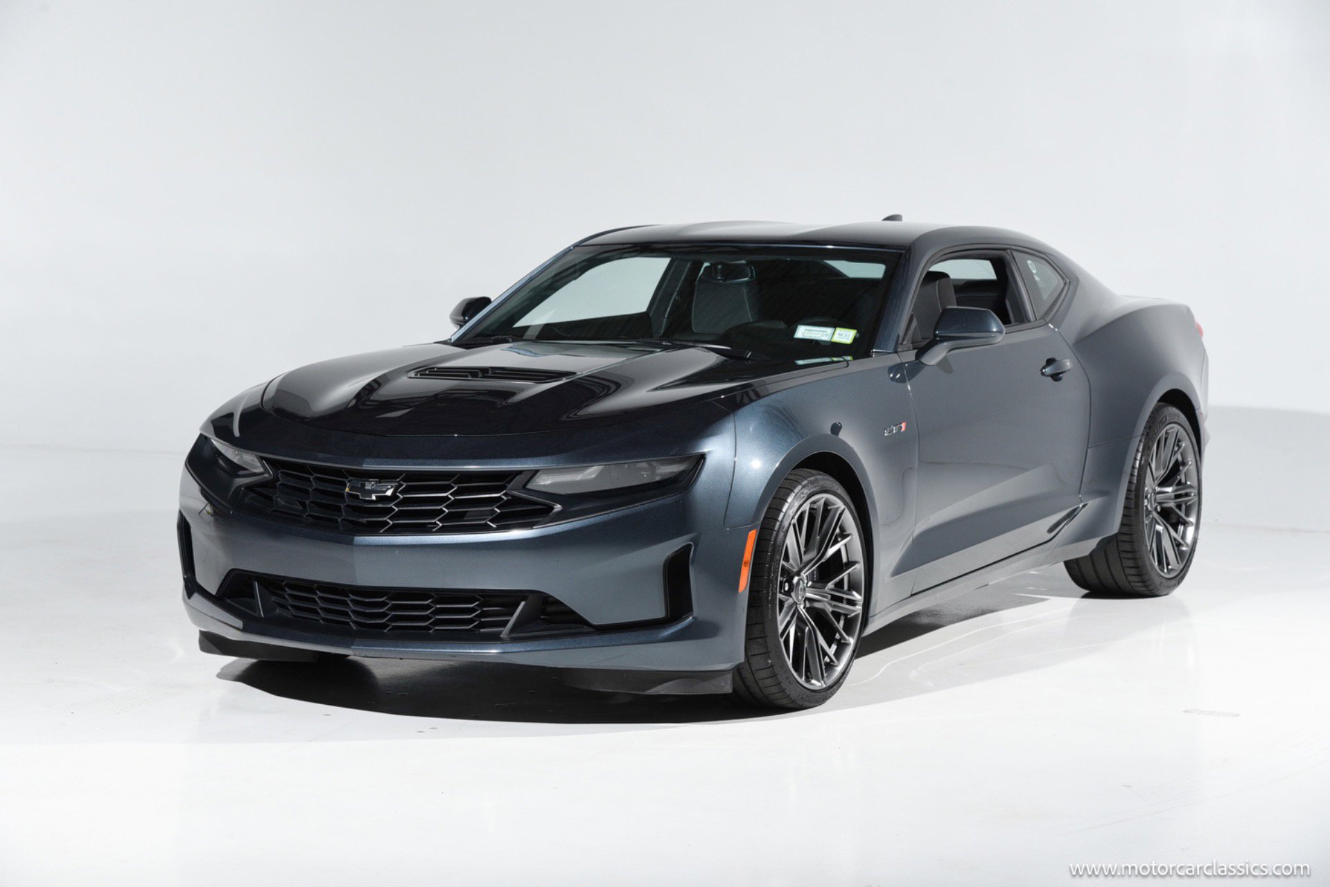 Used 2021 Chevrolet Camaro LT RWD image 12