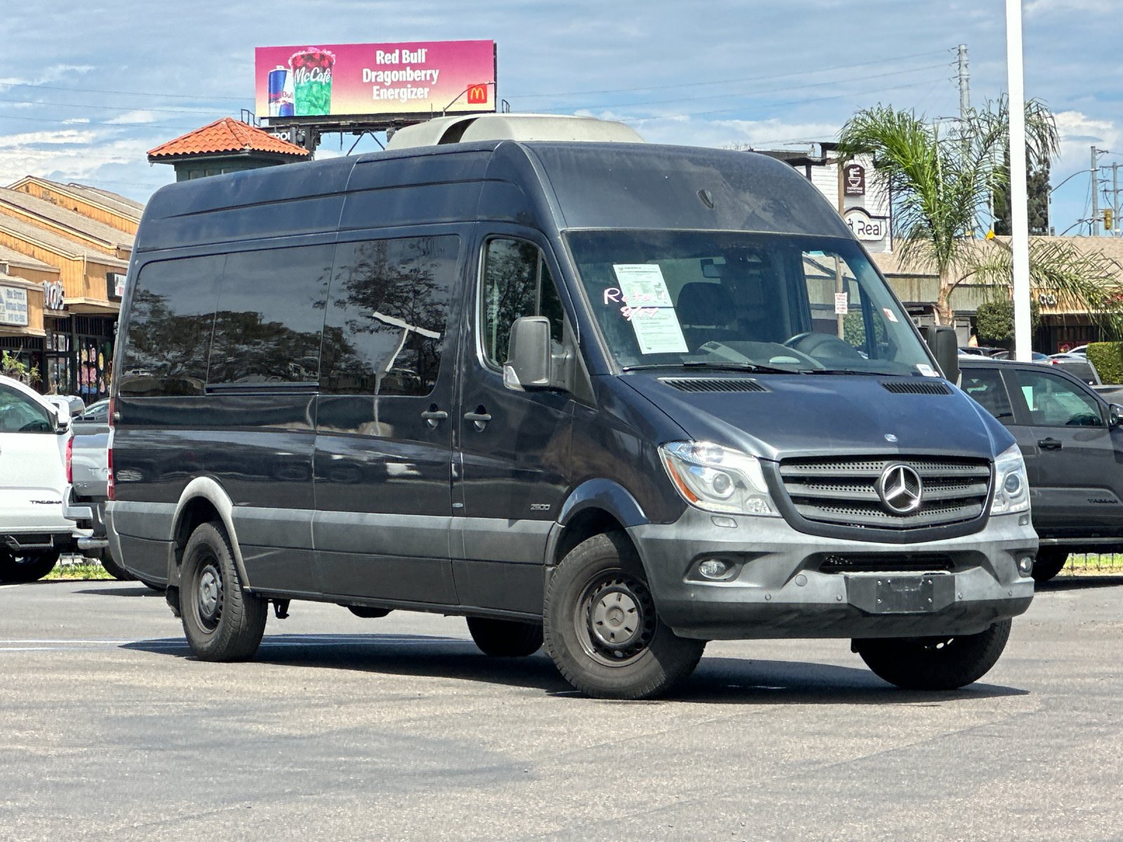 Used 2015 Mercedes-Benz Sprinter 2500 image 8