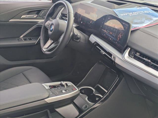 Used 2025 BMW X2 xDrive28i w/ Technology Package image 22