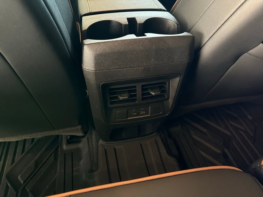 Certified 2024 GMC Canyon AT4 w/ Technology Package image 18