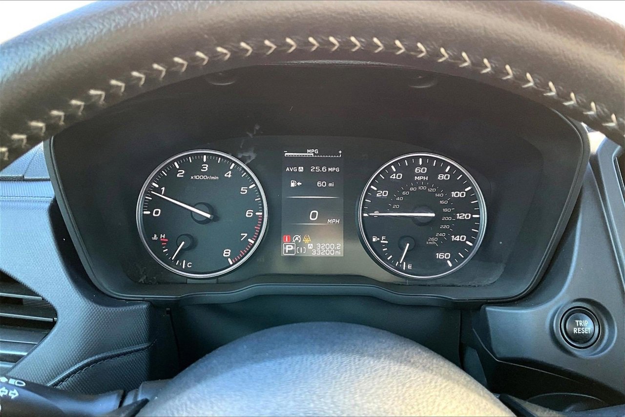 Used 2025 Subaru Forester Premium image 9