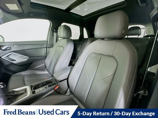 Used 2023 Audi Q3 2.0T Premium w/ Convenience Package AWD/4WD image 21