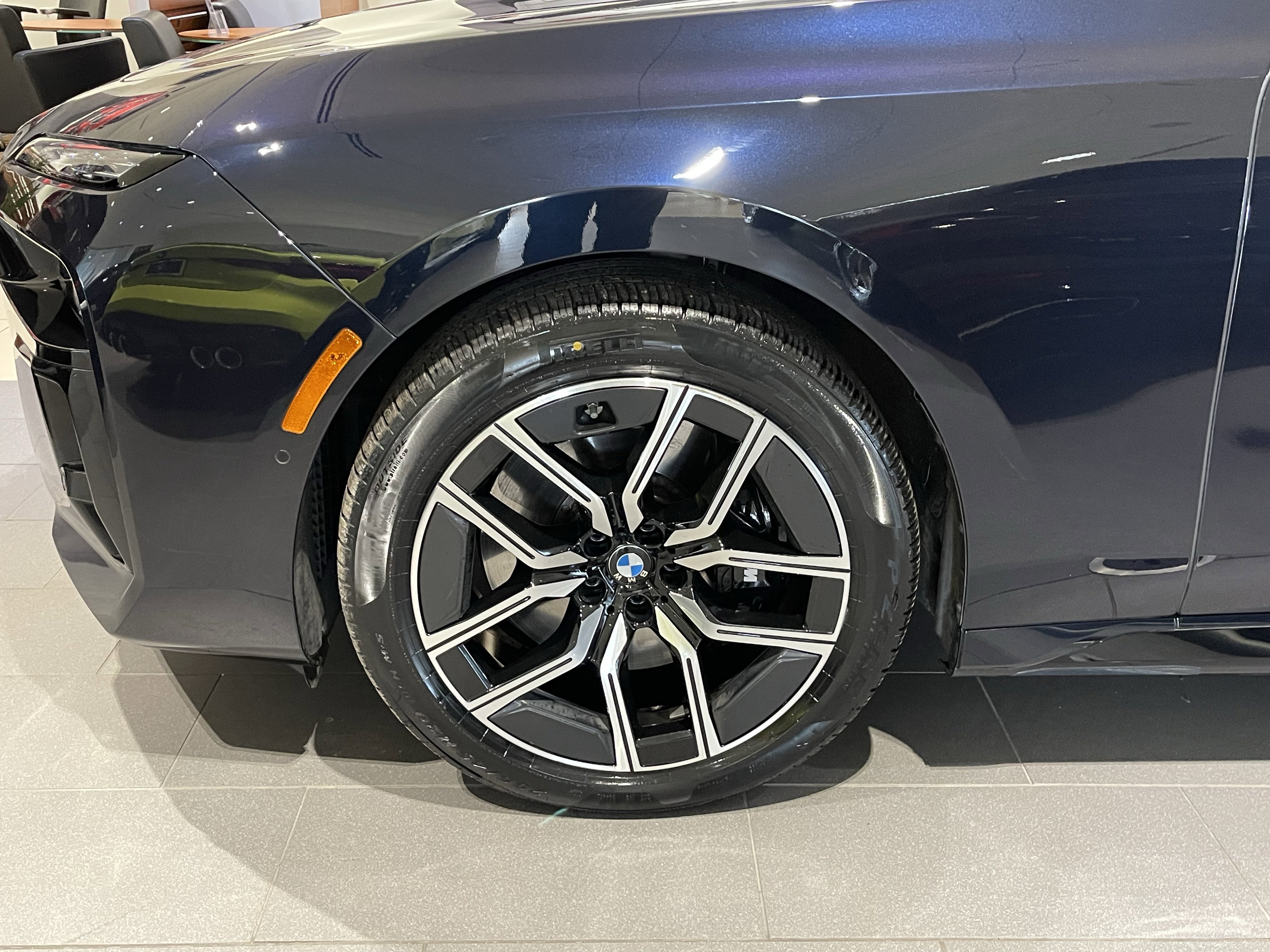 Certified 2025 BMW 740i xDrive w/ Executive Package image 4