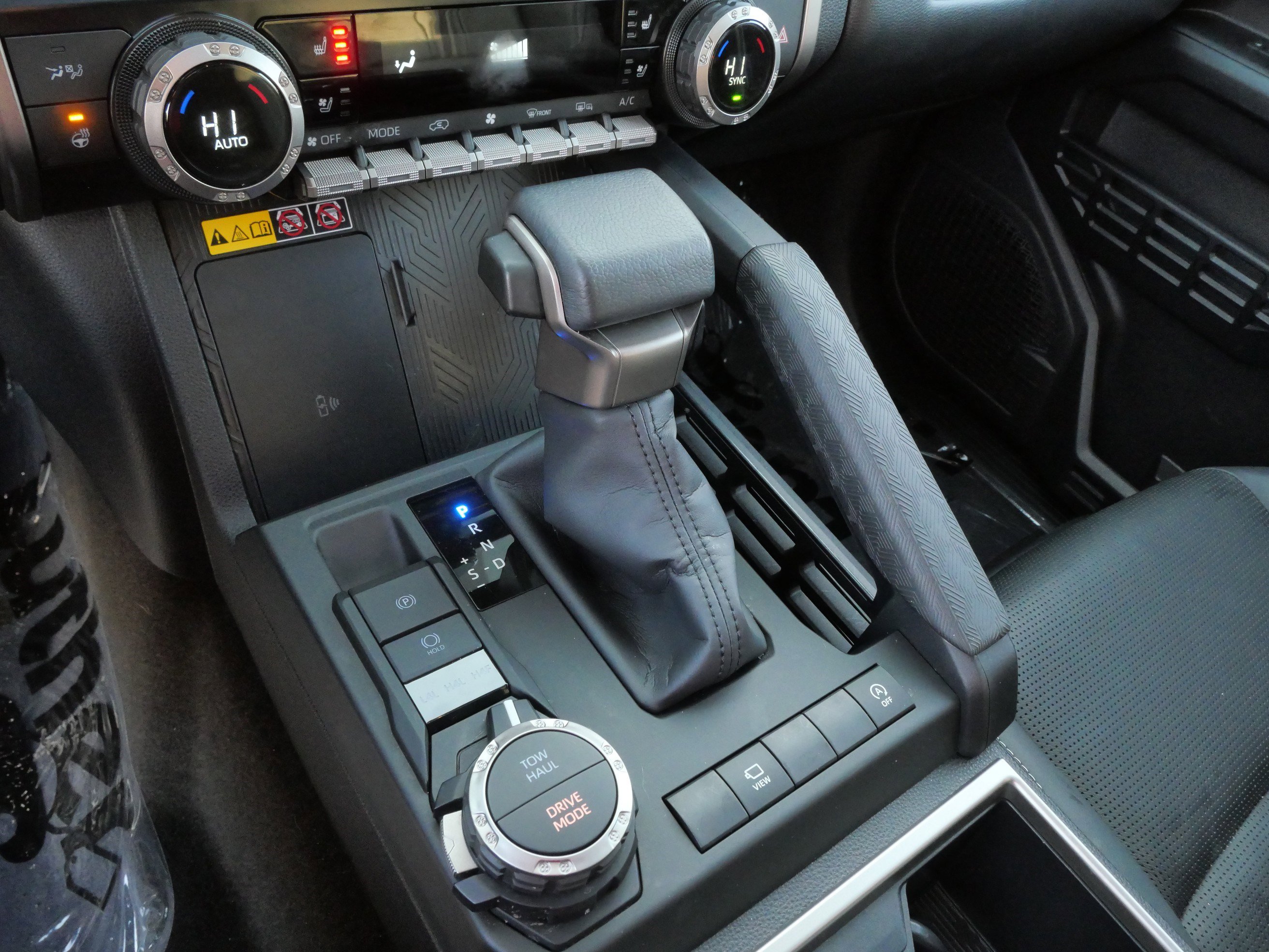 Used 2025 Toyota 4Runner Limited image 25