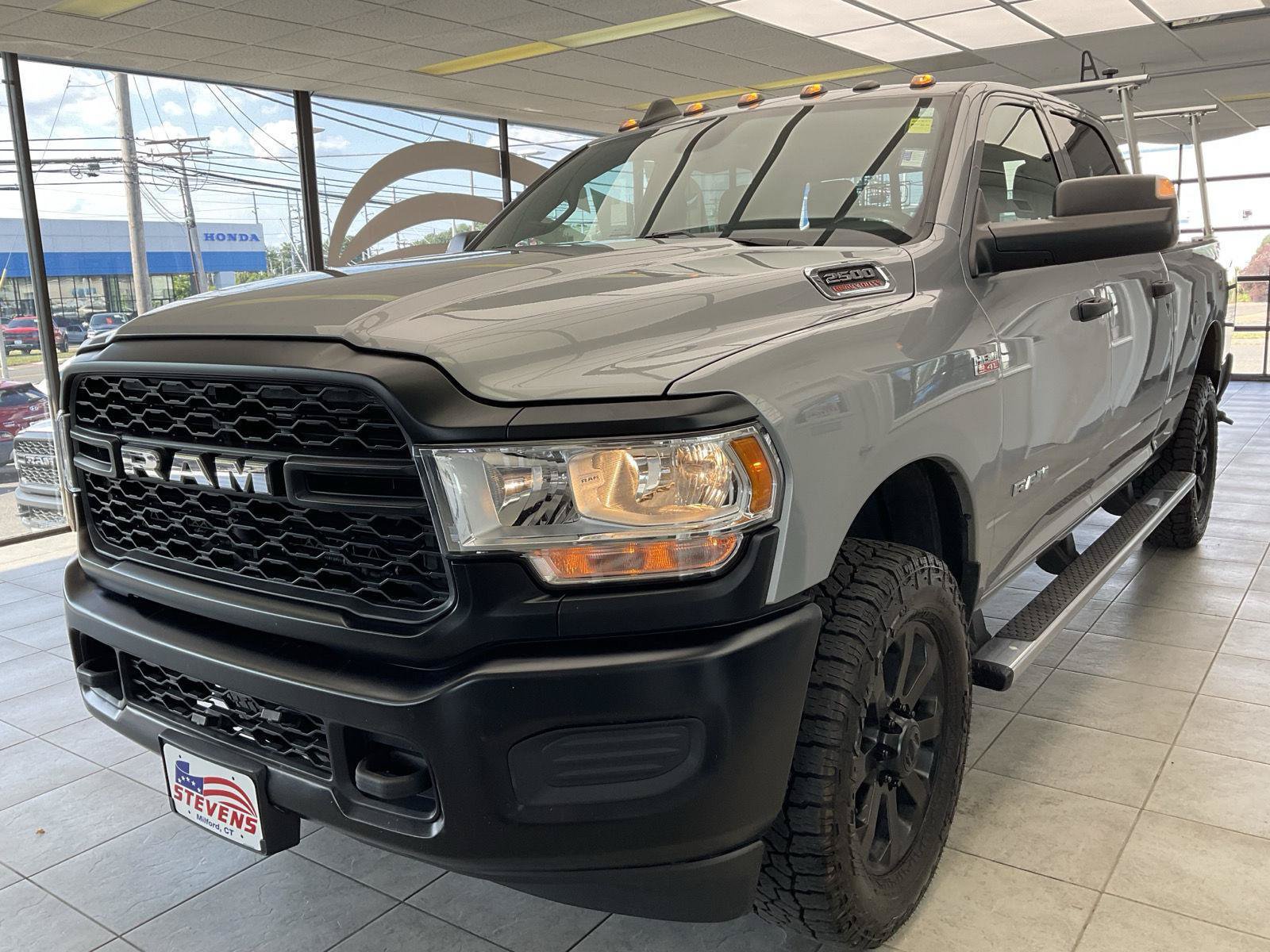 Used 2022 RAM 2500 Tradesman AWD/4WD image 3