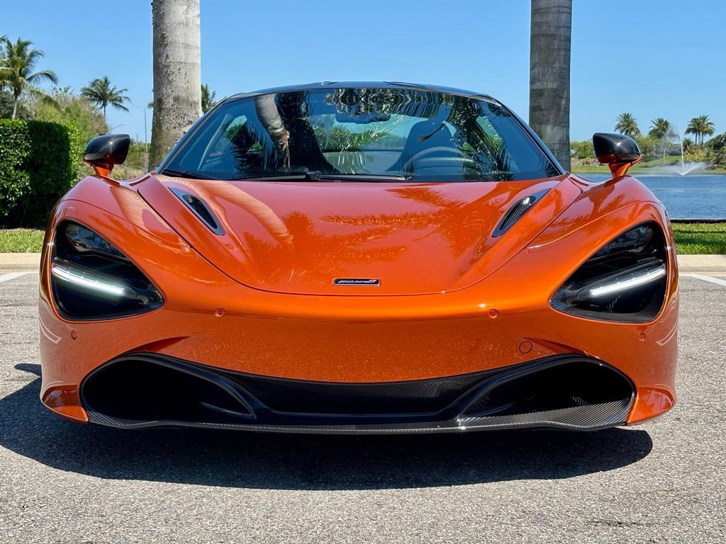 Used 2018 McLaren 720S RWD image 4