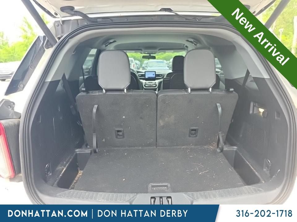 Used 2023 Ford Explorer XLT w/ Equipment Group 202A AWD/4WD image 6