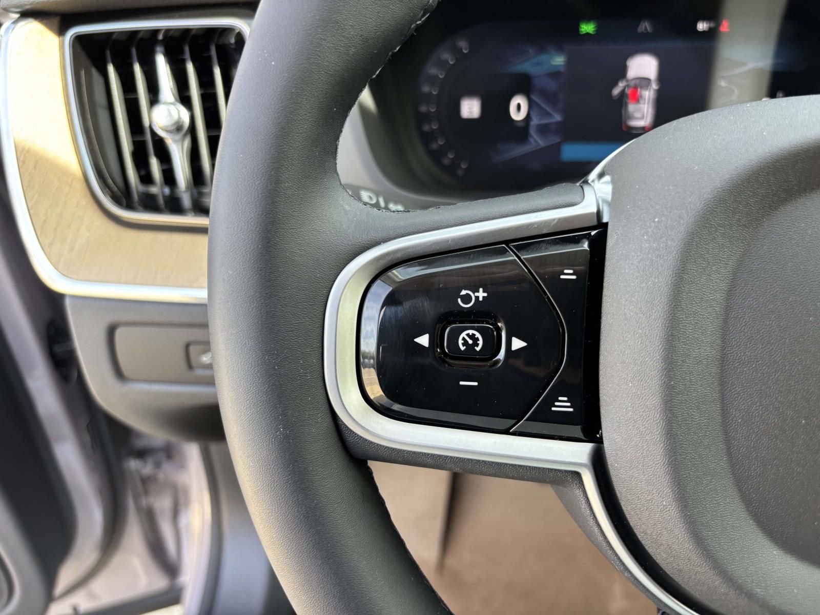 New 2026 Volvo XC60 B5 Plus w/ Protection Package Premier image 17