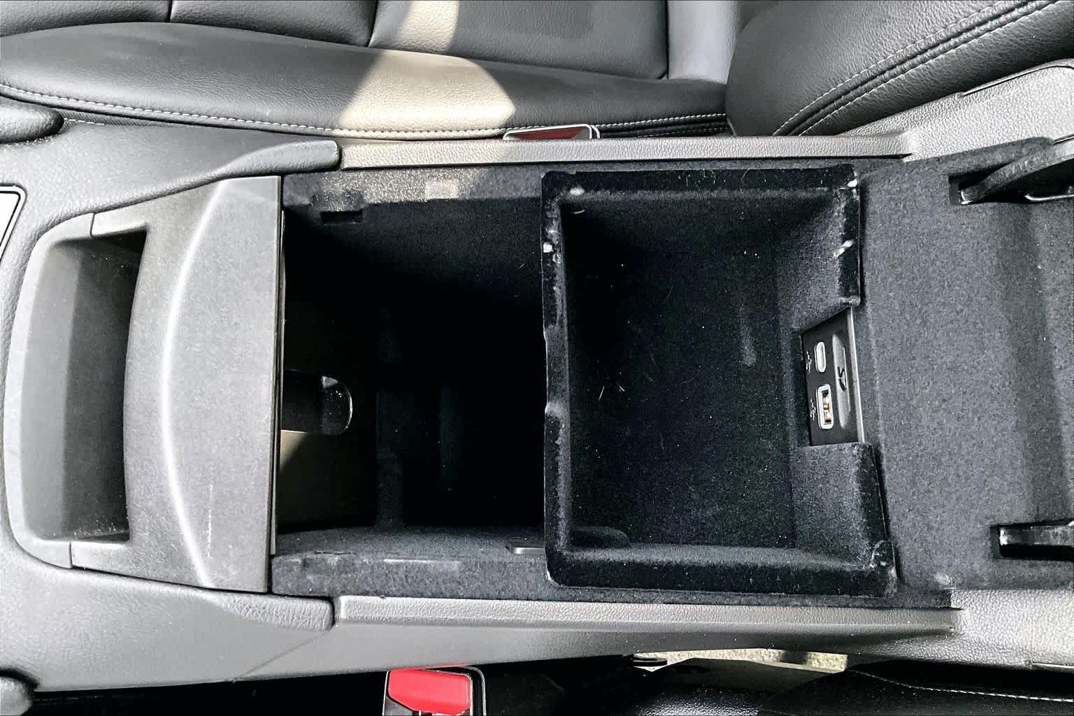 Used 2023 Cadillac XT6 Luxury FWD image 35