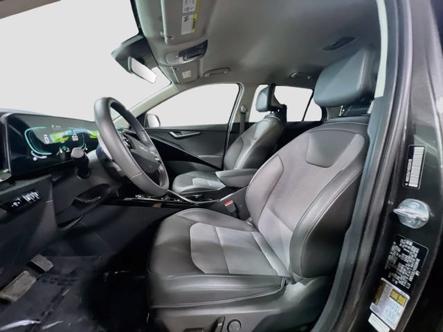 Used 2025 Kia Niro EX FWD image 21