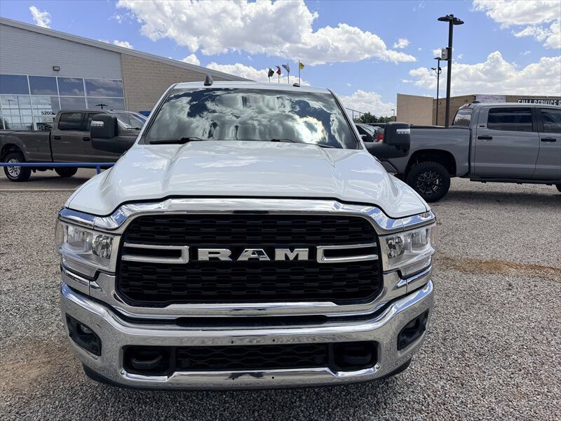 Used 2024 RAM 2500 Big Horn w/ Off Road Package AWD/4WD image 4