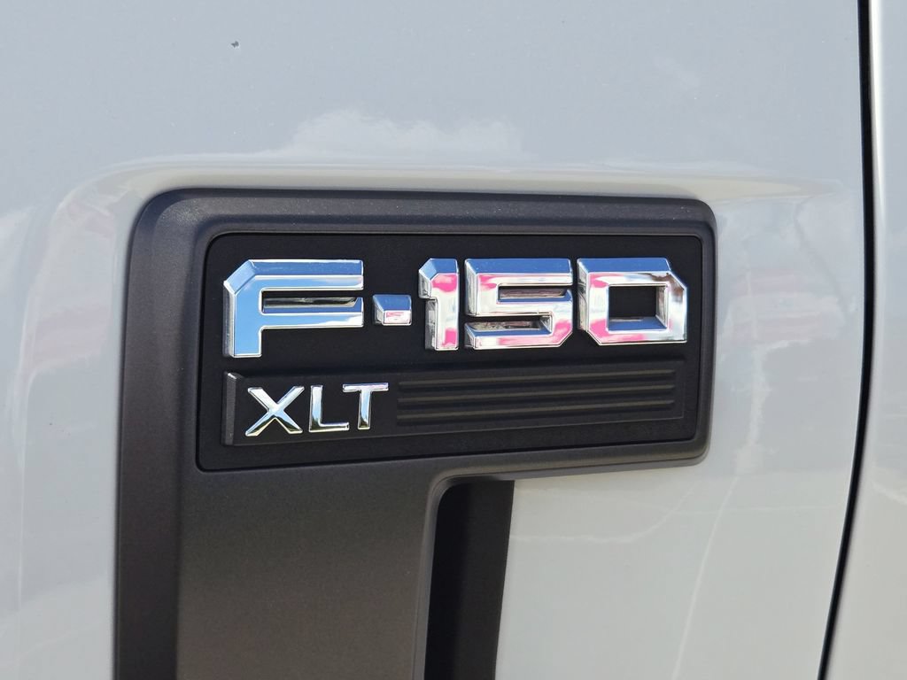 Used 2022 Ford F150 XLT w/ Equipment Group 302A High AWD/4WD image 13