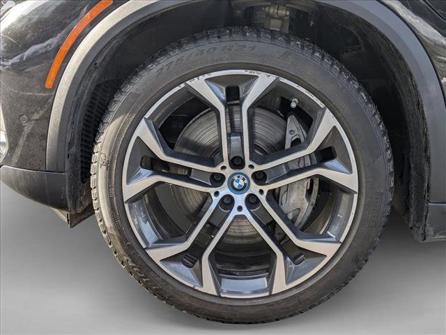 Used 2022 BMW X5 xDrive45e w/ Executive Package image 9