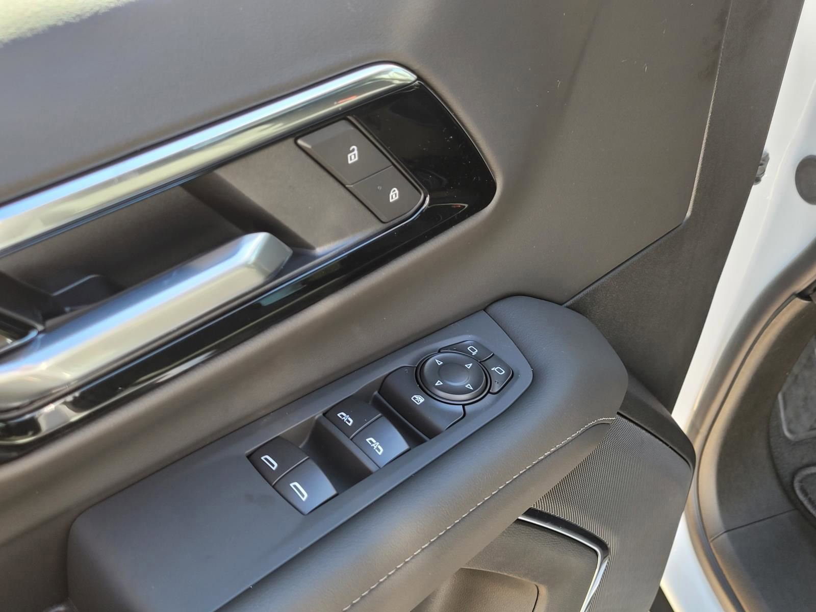 New 2026 Chevrolet Tahoe LS image 14