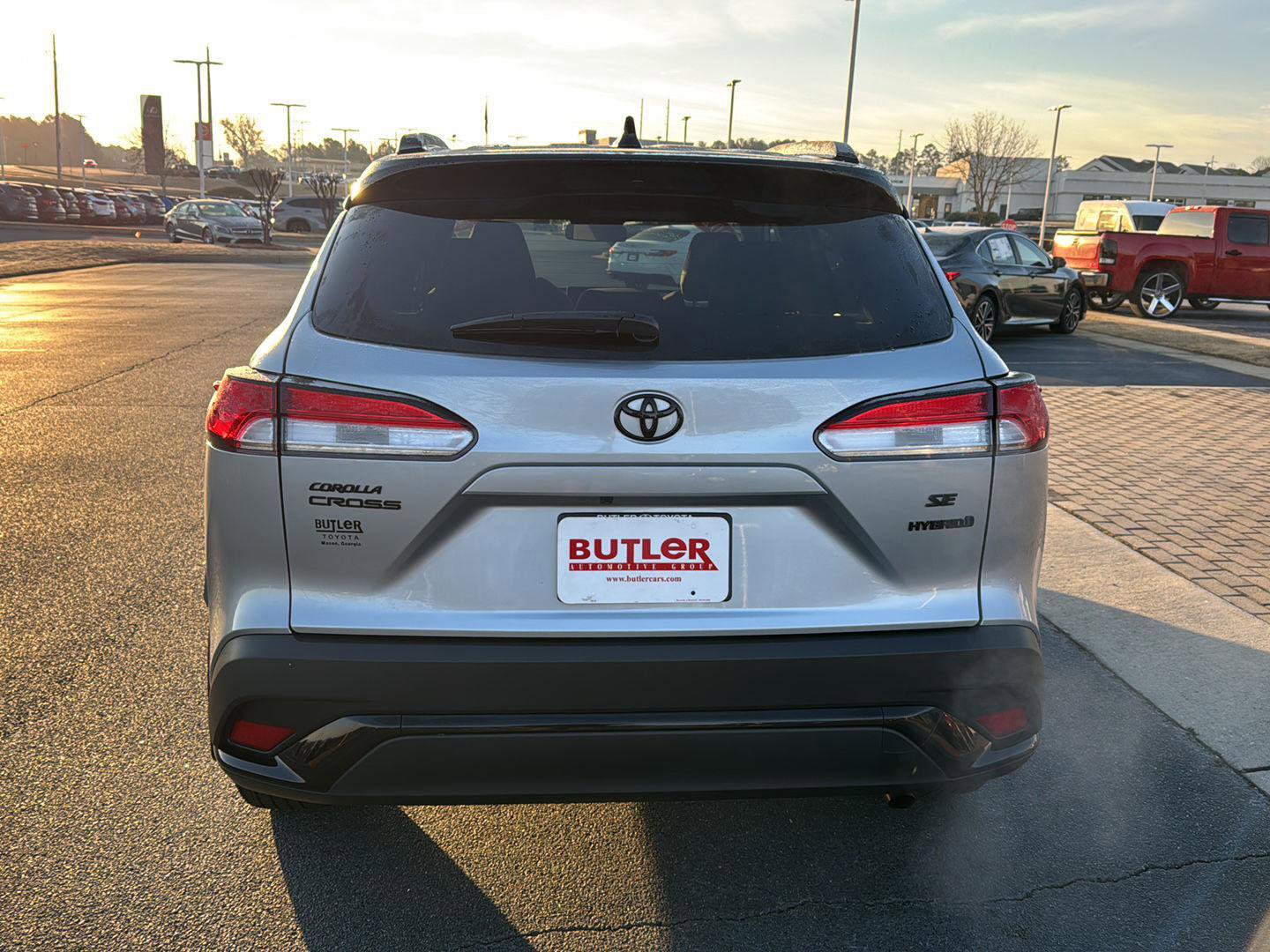 Certified 2023 Toyota Corolla Cross XSE image 4