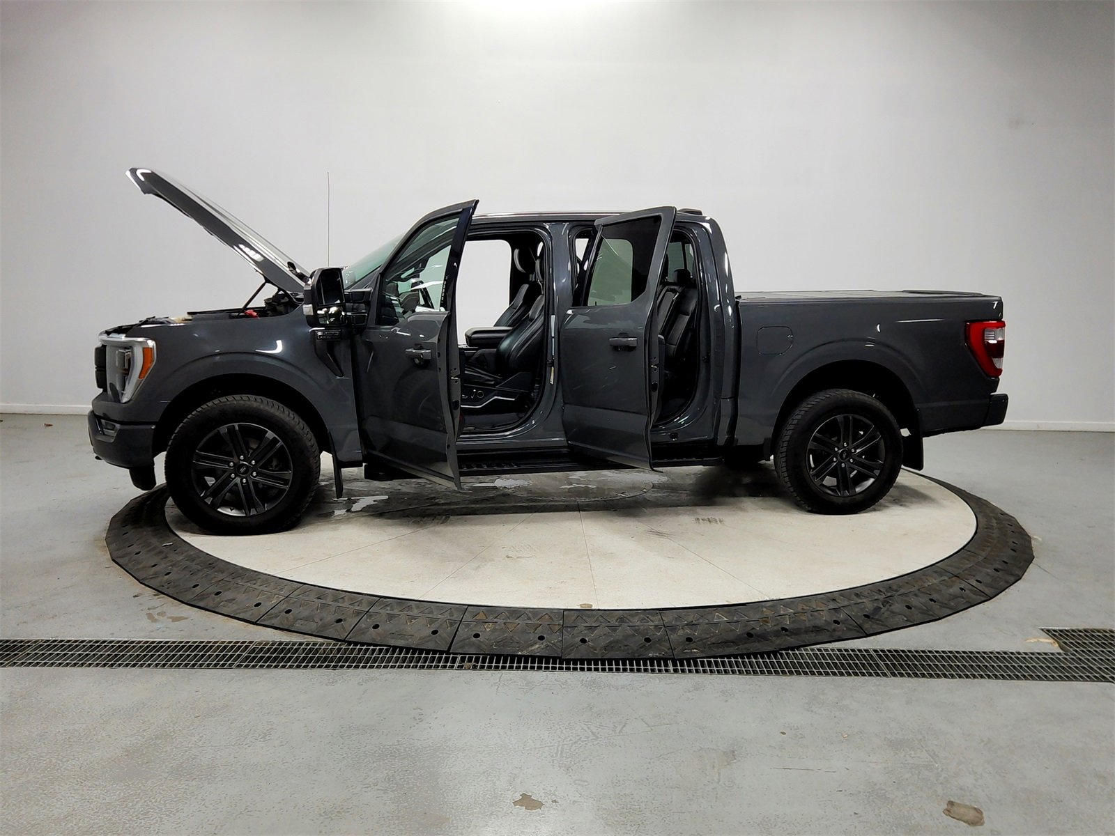 Used 2021 Ford F150 Lariat w/ Equipment Group 502A High image 12