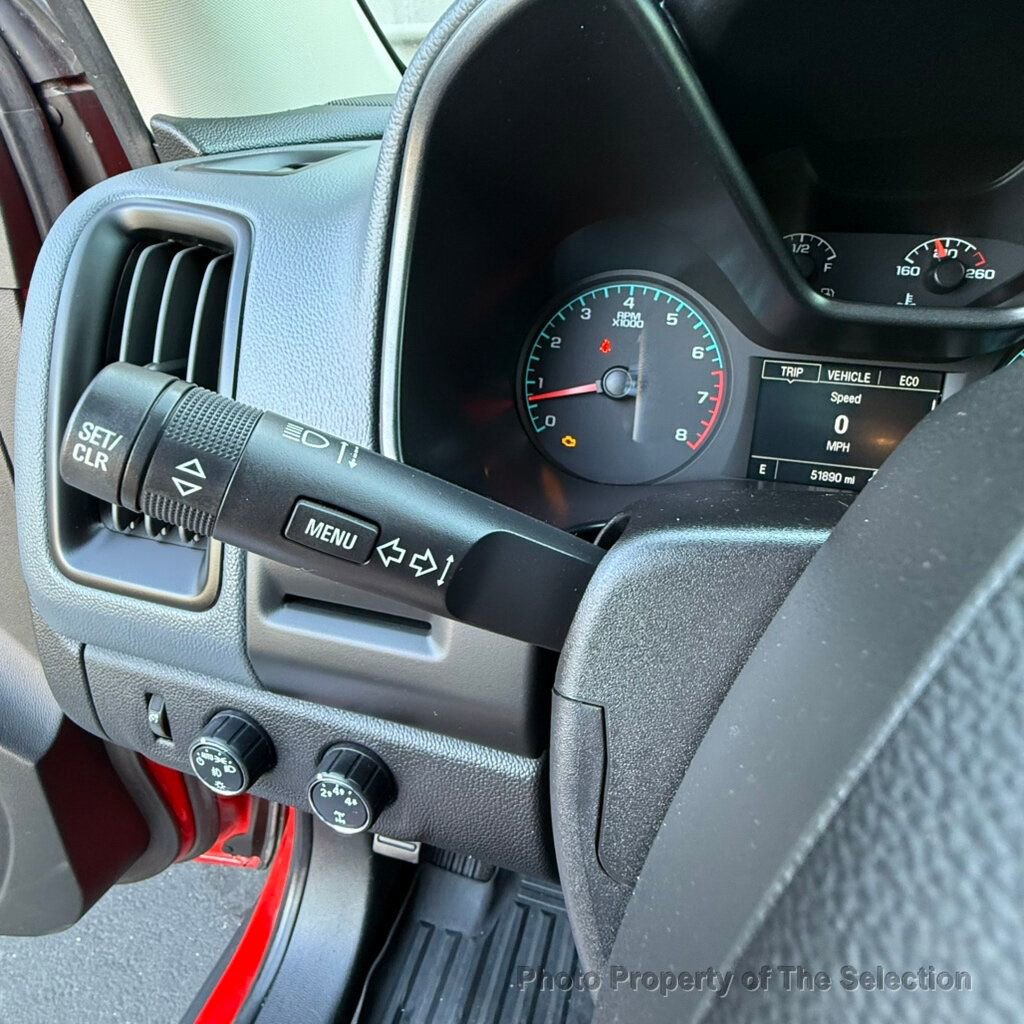 Used 2015 Chevrolet Colorado Z71 image 30