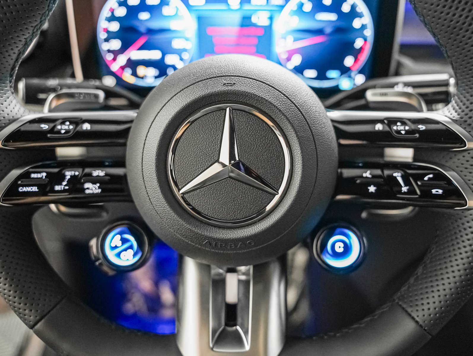 New 2026 Mercedes-Benz GLC 43 AMG 4MATIC image 15